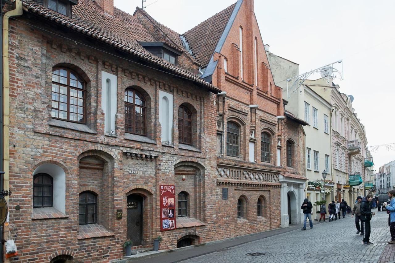 Cozy Apartment In Gothic Style House In The Heart Of The Old Town VNO Exterior foto