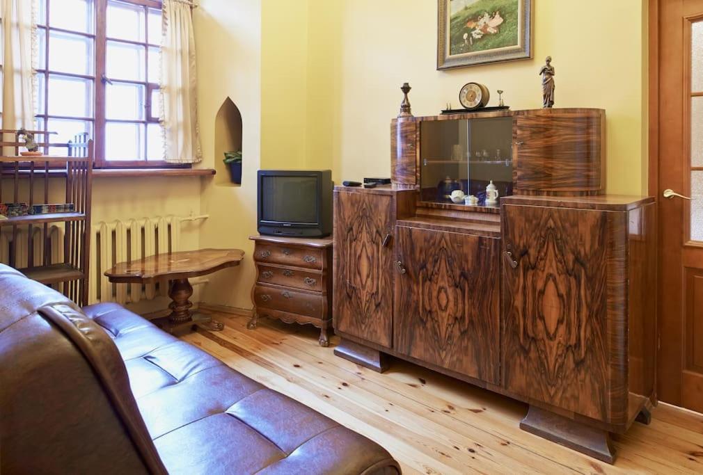 Cozy Apartment In Gothic Style House In The Heart Of The Old Town VNO Exterior foto